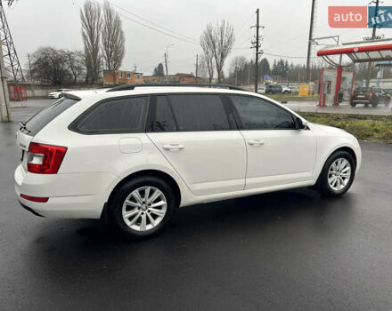 Білий Шкода Октавія, об'ємом двигуна 1.6 л та пробігом 225 тис. км за 8799 $, фото 10 на Automoto.ua