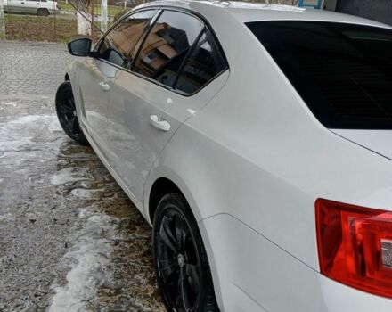 Белый Шкода Октавия, объемом двигателя 1.6 л и пробегом 230 тыс. км за 9500 $, фото 4 на Automoto.ua