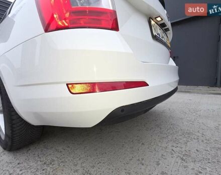 Белый Шкода Октавия, объемом двигателя 1.2 л и пробегом 170 тыс. км за 7200 $, фото 27 на Automoto.ua