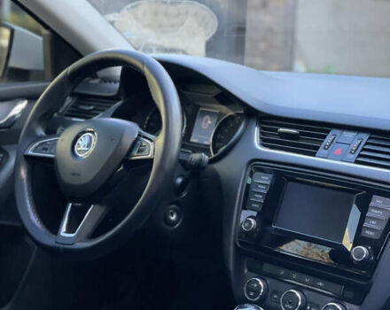 Белый Шкода Октавия, объемом двигателя 1.97 л и пробегом 330 тыс. км за 10650 $, фото 25 на Automoto.ua