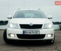 Белый Шкода Октавия, объемом двигателя 1.6 л и пробегом 300 тыс. км за 8500 $, фото 1 на Automoto.ua