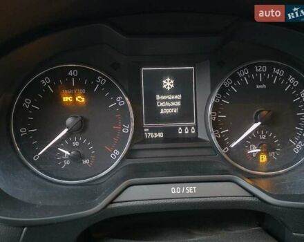 Білий Шкода Октавія, об'ємом двигуна 1.2 л та пробігом 171 тис. км за 6999 $, фото 36 на Automoto.ua