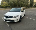 Белый Шкода Октавия, объемом двигателя 1.6 л и пробегом 295 тыс. км за 9990 $, фото 3 на Automoto.ua