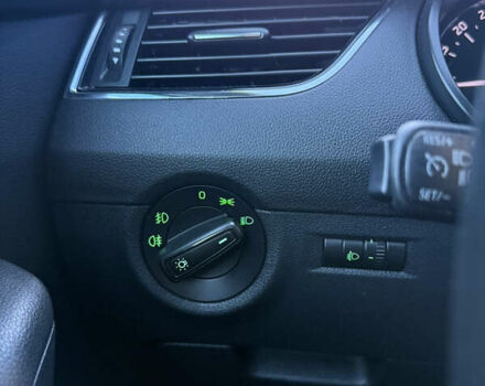 Белый Шкода Октавия, объемом двигателя 1.6 л и пробегом 297 тыс. км за 9100 $, фото 48 на Automoto.ua