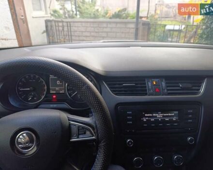 Белый Шкода Октавия, объемом двигателя 1.6 л и пробегом 276 тыс. км за 10500 $, фото 15 на Automoto.ua