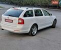 Белый Шкода Октавия, объемом двигателя 1.6 л и пробегом 250 тыс. км за 9900 $, фото 12 на Automoto.ua