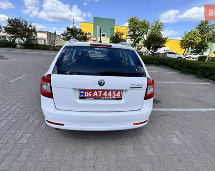 Белый Шкода Октавия, объемом двигателя 1.6 л и пробегом 228 тыс. км за 9300 $, фото 4 на Automoto.ua