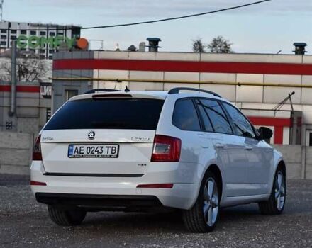 Білий Шкода Октавія, об'ємом двигуна 1.8 л та пробігом 191 тис. км за 12650 $, фото 1 на Automoto.ua