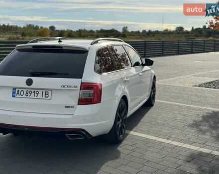 Белый Шкода Октавия, объемом двигателя 2 л и пробегом 320 тыс. км за 12500 $, фото 2 на Automoto.ua