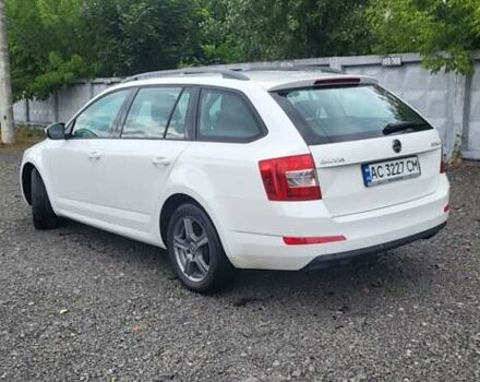 Белый Шкода Октавия, объемом двигателя 1.6 л и пробегом 277 тыс. км за 8990 $, фото 8 на Automoto.ua