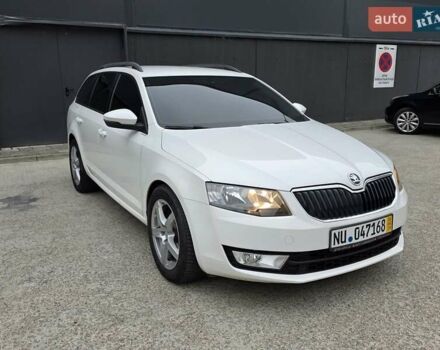 Белый Шкода Октавия, объемом двигателя 1.2 л и пробегом 170 тыс. км за 7200 $, фото 5 на Automoto.ua