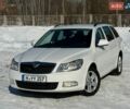 Белый Шкода Октавия, объемом двигателя 1.6 л и пробегом 256 тыс. км за 8999 $, фото 1 на Automoto.ua