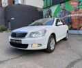 Білий Шкода Октавія, об'ємом двигуна 1.6 л та пробігом 222 тис. км за 8900 $, фото 1 на Automoto.ua