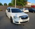 Белый Шкода Октавия, объемом двигателя 1.6 л и пробегом 280 тыс. км за 6800 $, фото 1 на Automoto.ua