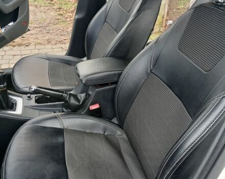 Белый Шкода Октавия, объемом двигателя 1.6 л и пробегом 230 тыс. км за 9500 $, фото 7 на Automoto.ua