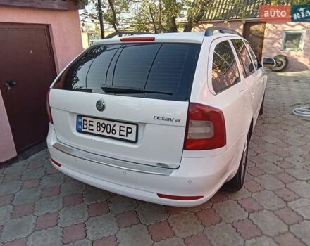 Шкода Октавия 2013 в Николаеве на Automoto.ua Белый Шкода Октавия, объемом двигателя 1.6 л и пробегом 210 тыс. км за 8700 $, фото 3 на Automoto.ua
