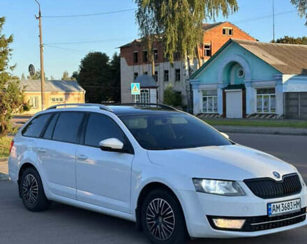 Білий Шкода Октавія, об'ємом двигуна 1.6 л та пробігом 384 тис. км за 8800 $, фото 7 на Automoto.ua