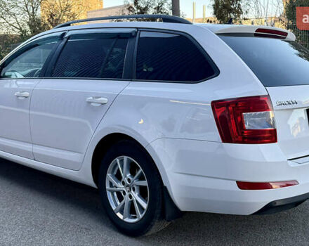 Белый Шкода Октавия, объемом двигателя 1.6 л и пробегом 297 тыс. км за 9100 $, фото 11 на Automoto.ua