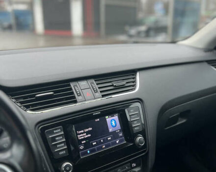 Белый Шкода Октавия, объемом двигателя 1.97 л и пробегом 308 тыс. км за 8200 $, фото 21 на Automoto.ua