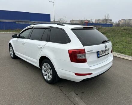 Білий Шкода Октавія, об'ємом двигуна 1.6 л та пробігом 270 тис. км за 8700 $, фото 5 на Automoto.ua