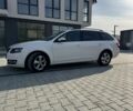 Белый Шкода Октавия, объемом двигателя 2 л и пробегом 348 тыс. км за 11000 $, фото 4 на Automoto.ua
