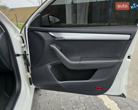 Білий Шкода Октавія, об'ємом двигуна 1.2 л та пробігом 171 тис. км за 6999 $, фото 44 на Automoto.ua