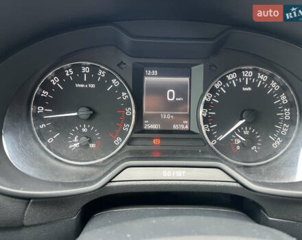 Белый Шкода Октавия, объемом двигателя 1.6 л и пробегом 261 тыс. км за 10400 $, фото 10 на Automoto.ua