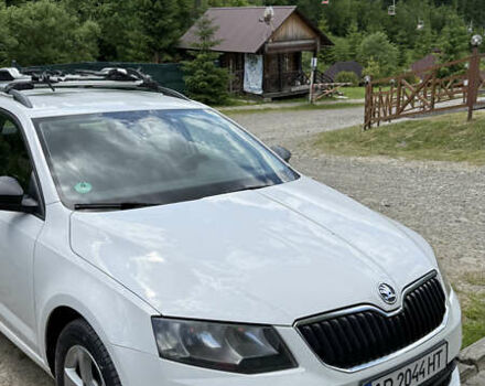 Білий Шкода Октавія, об'ємом двигуна 1.6 л та пробігом 405 тис. км за 7999 $, фото 1 на Automoto.ua