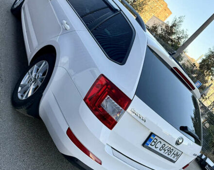 Белый Шкода Октавия, объемом двигателя 1.6 л и пробегом 297 тыс. км за 9100 $, фото 13 на Automoto.ua