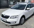Білий Шкода Октавія, об'ємом двигуна 1.2 л та пробігом 274 тис. км за 9000 $, фото 1 на Automoto.ua