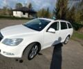 Белый Шкода Октавия, объемом двигателя 1.6 л и пробегом 213 тыс. км за 9550 $, фото 3 на Automoto.ua