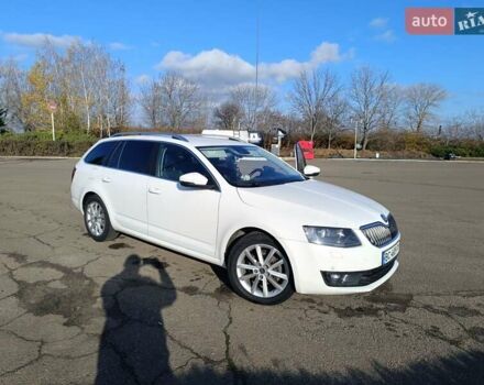 Белый Шкода Октавия, объемом двигателя 1.97 л и пробегом 297 тыс. км за 10800 $, фото 1 на Automoto.ua