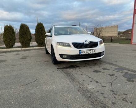 Белый Шкода Октавия, объемом двигателя 2 л и пробегом 227 тыс. км за 11900 $, фото 5 на Automoto.ua