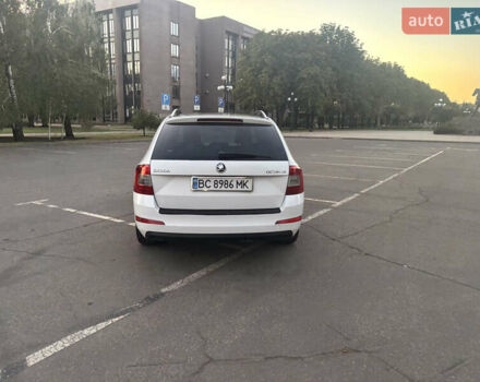 Белый Шкода Октавия, объемом двигателя 1.6 л и пробегом 295 тыс. км за 9990 $, фото 7 на Automoto.ua