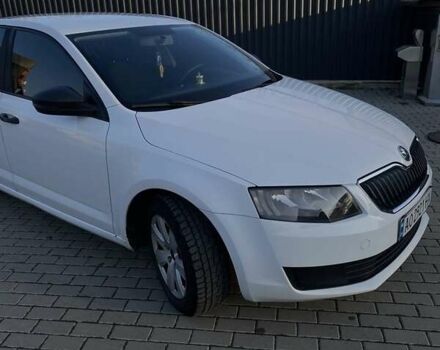 Белый Шкода Октавия, объемом двигателя 1.6 л и пробегом 297 тыс. км за 9000 $, фото 4 на Automoto.ua
