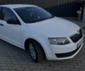 Белый Шкода Октавия, объемом двигателя 1.6 л и пробегом 297 тыс. км за 9000 $, фото 4 на Automoto.ua