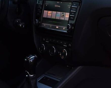 Білий Шкода Октавія, об'ємом двигуна 1.8 л та пробігом 191 тис. км за 12650 $, фото 13 на Automoto.ua
