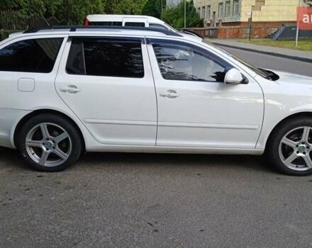 Білий Шкода Октавія, об'ємом двигуна 1.6 л та пробігом 295 тис. км за 7777 $, фото 4 на Automoto.ua