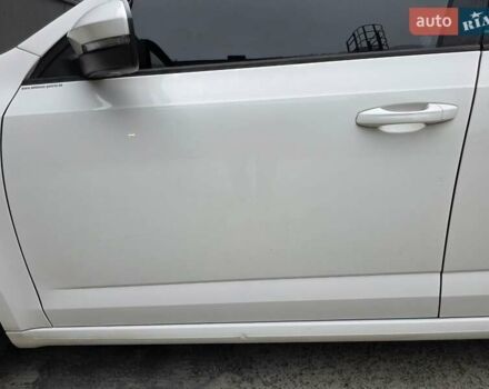 Белый Шкода Октавия, объемом двигателя 1.2 л и пробегом 170 тыс. км за 7200 $, фото 28 на Automoto.ua