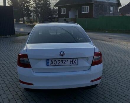 Белый Шкода Октавия, объемом двигателя 1.6 л и пробегом 297 тыс. км за 9000 $, фото 2 на Automoto.ua