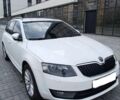 Белый Шкода Октавия, объемом двигателя 2 л и пробегом 223 тыс. км за 11899 $, фото 1 на Automoto.ua