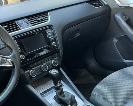 Белый Шкода Октавия, объемом двигателя 1.97 л и пробегом 330 тыс. км за 10650 $, фото 28 на Automoto.ua