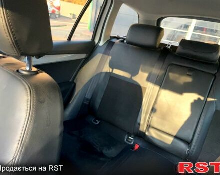 Белый Шкода Октавия, объемом двигателя 2 л и пробегом 325 тыс. км за 9200 $, фото 8 на Automoto.ua