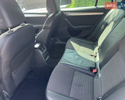 Белый Шкода Октавия, объемом двигателя 1.97 л и пробегом 345 тыс. км за 11000 $, фото 10 на Automoto.ua