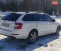 Білий Шкода Октавія, об'ємом двигуна 1.6 л та пробігом 316 тис. км за 9800 $, фото 5 на Automoto.ua