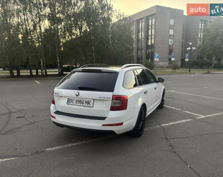 Белый Шкода Октавия, объемом двигателя 1.6 л и пробегом 295 тыс. км за 9990 $, фото 8 на Automoto.ua
