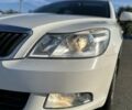 Белый Шкода Октавия, объемом двигателя 1.8 л и пробегом 198 тыс. км за 7600 $, фото 1 на Automoto.ua