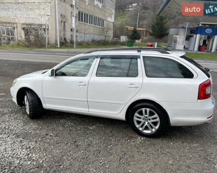 Белый Шкода Октавия, объемом двигателя 1.6 л и пробегом 216 тыс. км за 8500 $, фото 3 на Automoto.ua