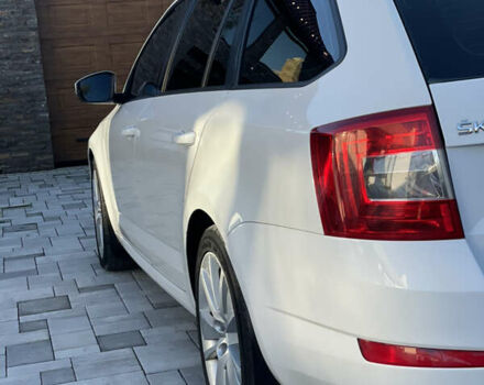 Белый Шкода Октавия, объемом двигателя 1.97 л и пробегом 330 тыс. км за 10650 $, фото 3 на Automoto.ua