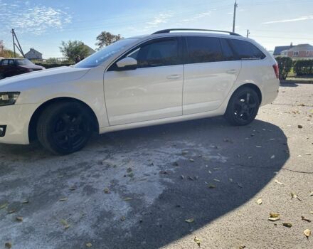 Белый Шкода Октавия, объемом двигателя 2 л и пробегом 227 тыс. км за 11900 $, фото 1 на Automoto.ua